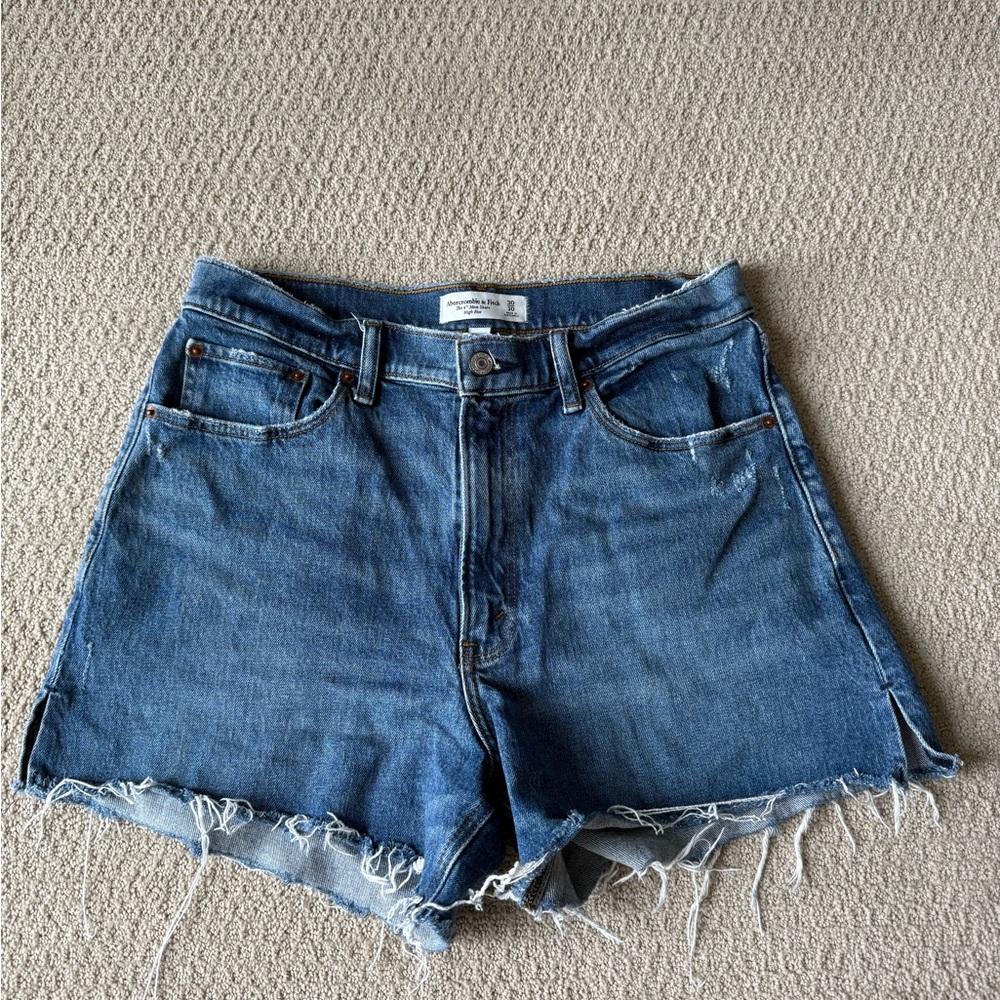 Abercrombie & Fitch Mom Short